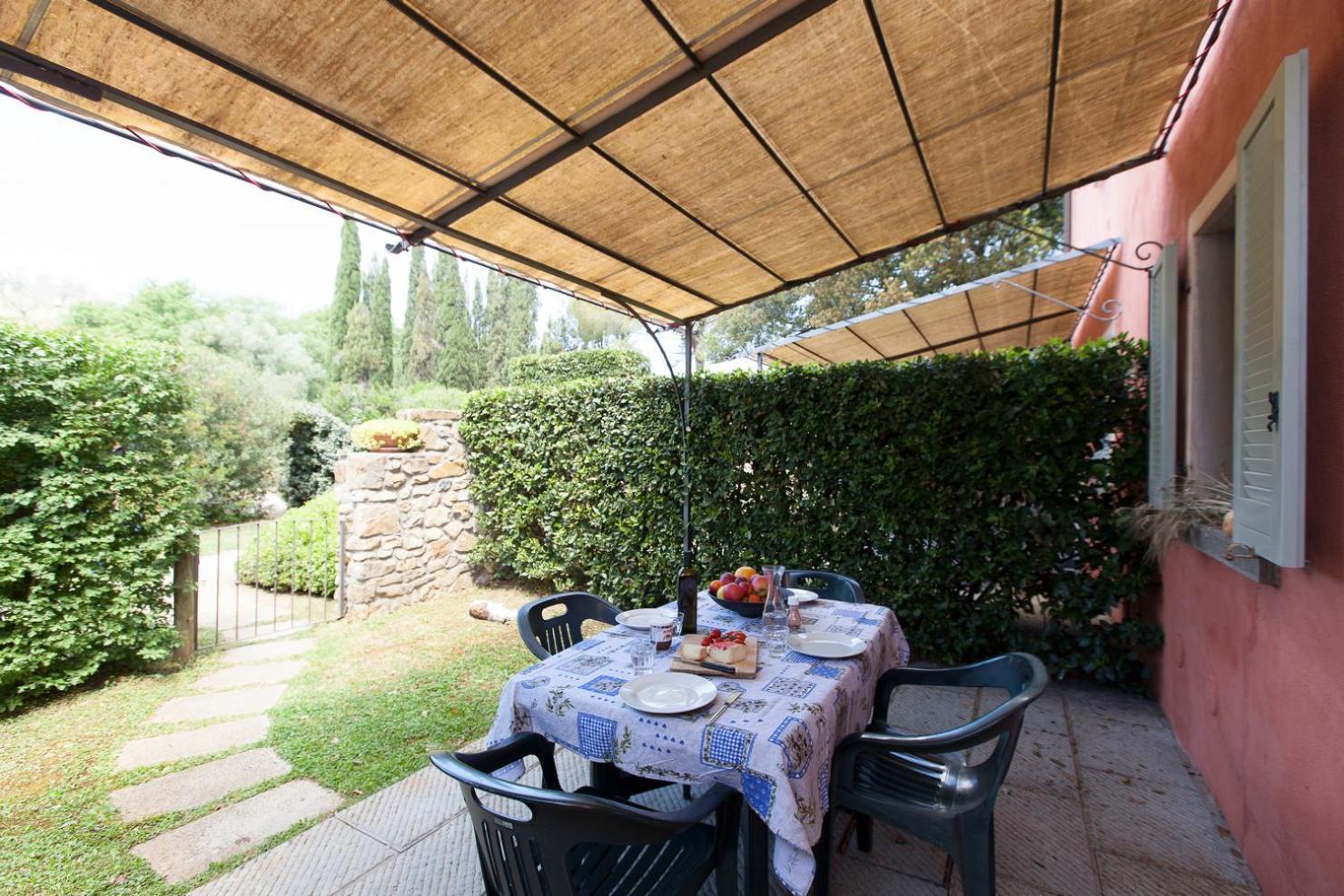 Agriturismo Bio Podere Doganelle Giuncarico Exteriér fotografie